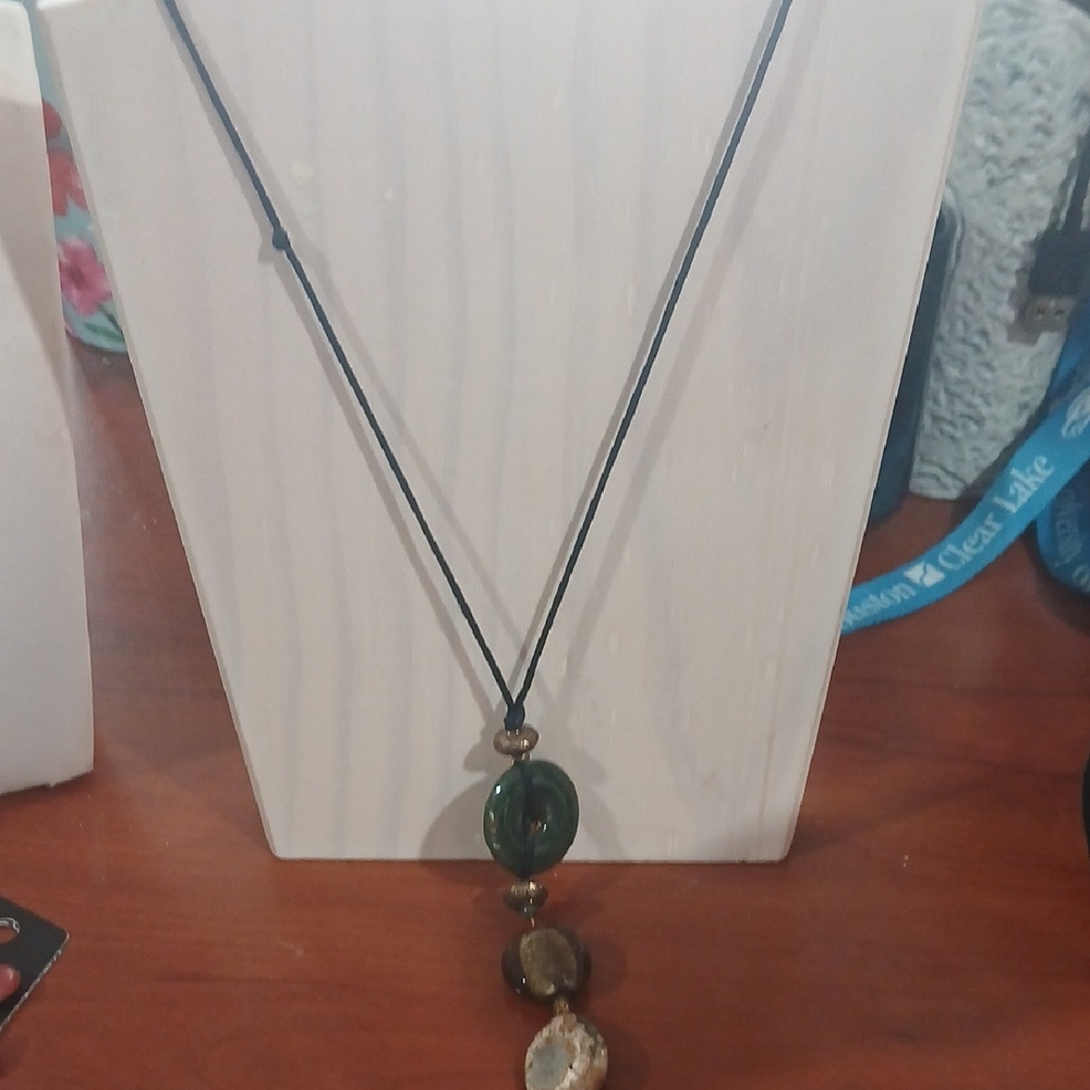Handcrafted Green Bead Pendant Necklace - Women Jewelry